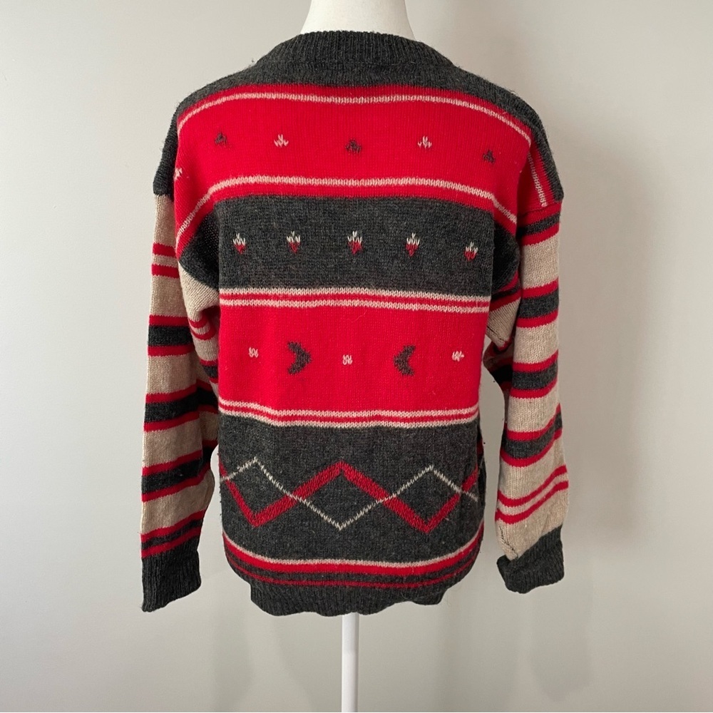 Vintage 100% Shetland Wool Christmas Sweater Red and Grey Size Medium - Picture 2 of 7